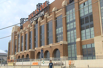 Indiana Colts Football Stadium, Indianapolis, Indiana, USA 4825 Tons